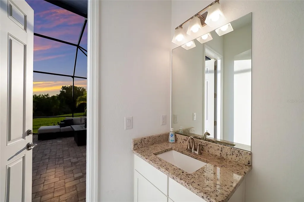 17528 Polo Trail Lakewood Ranch FL 34211