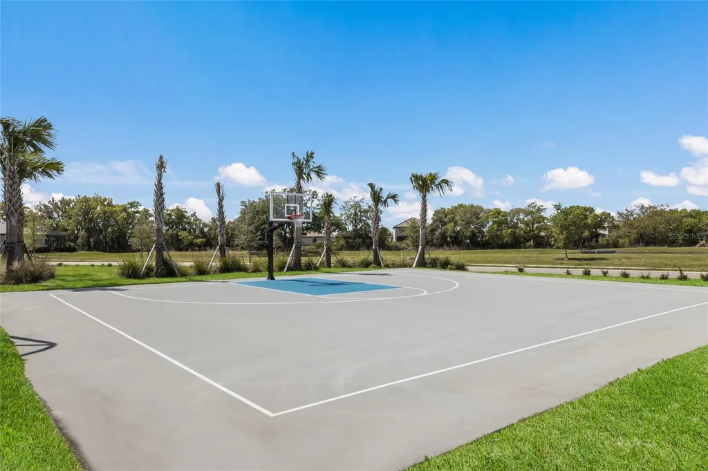 17528 Polo Trail Lakewood Ranch FL 34211