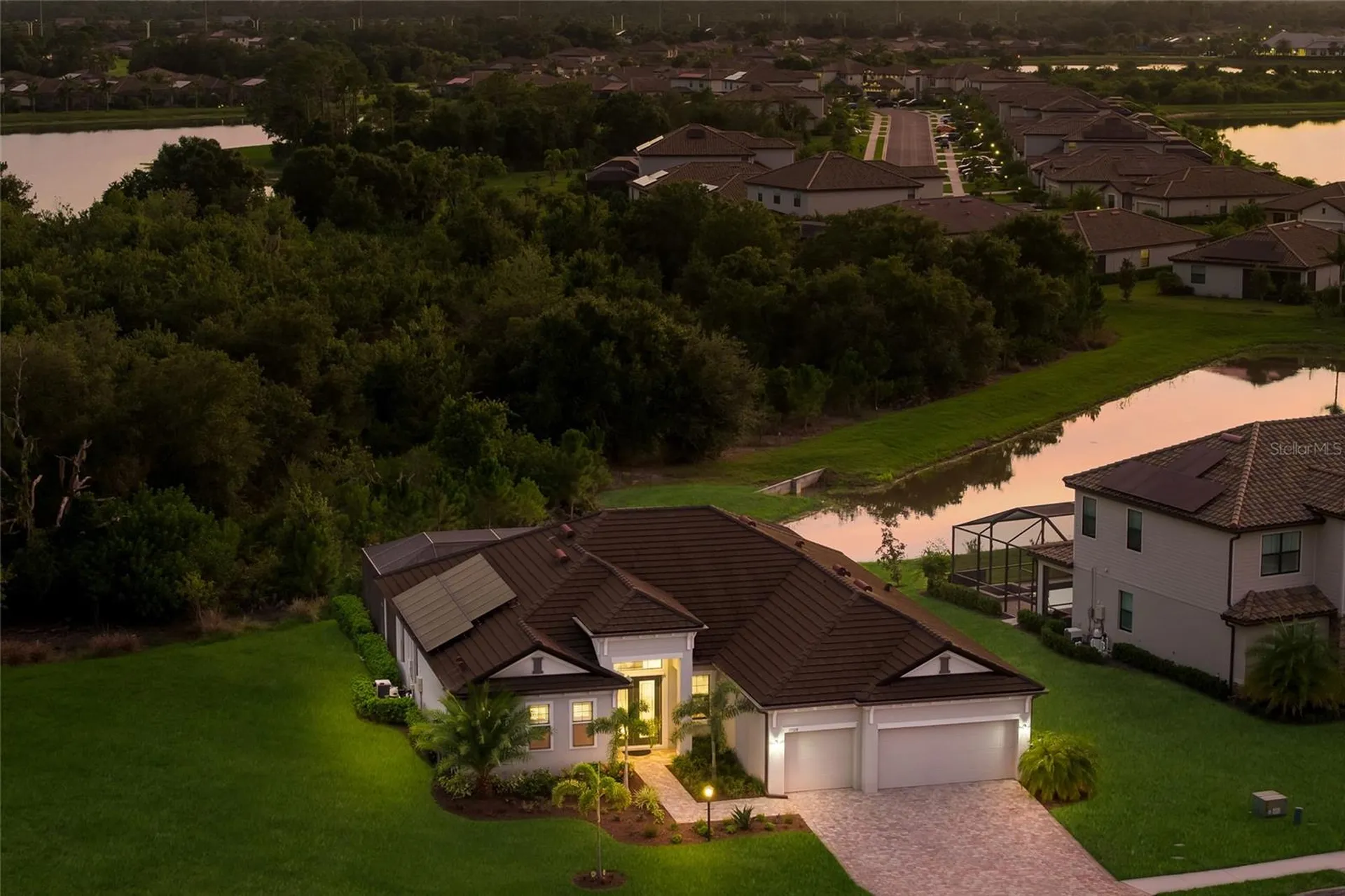 17528 Polo Trail Lakewood Ranch FL 34211