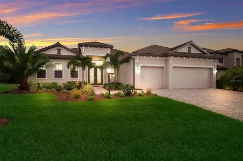 17528 Polo Trail Lakewood Ranch FL 34211