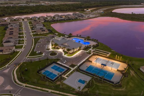 17528 Polo Trail Lakewood Ranch FL 34211