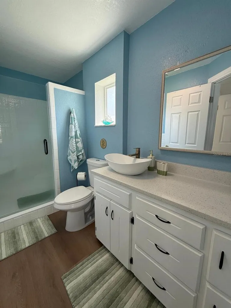 37 80th Terrace Treasure Island FL 33706