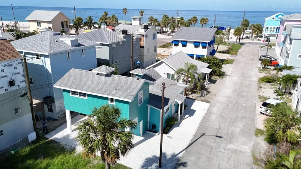 37 80th Terrace Treasure Island FL 33706