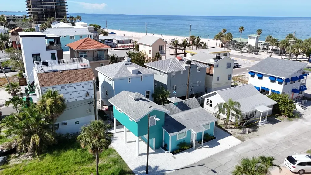 37 80th Terrace Treasure Island FL 33706