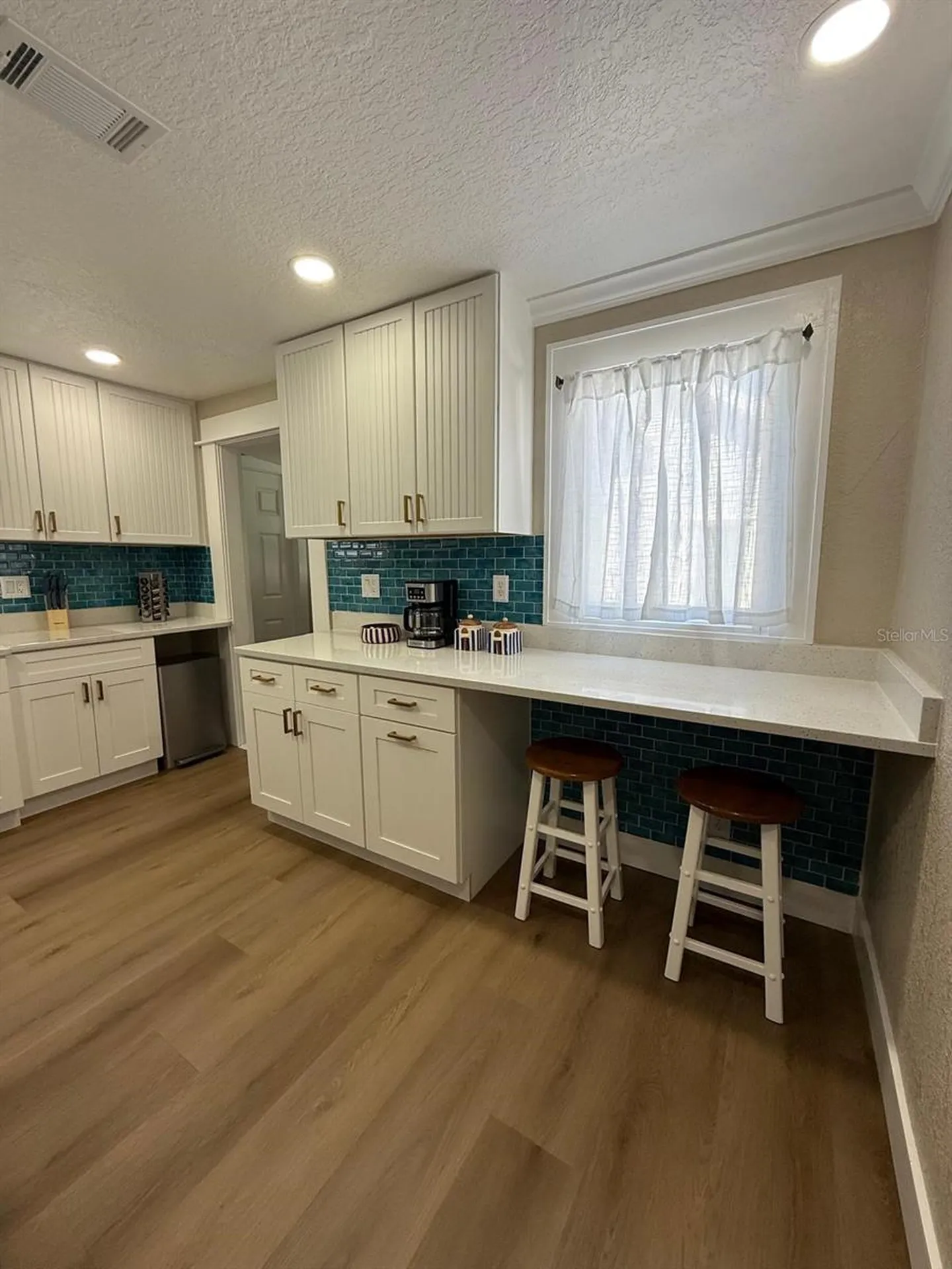37 80th Terrace Treasure Island FL 33706