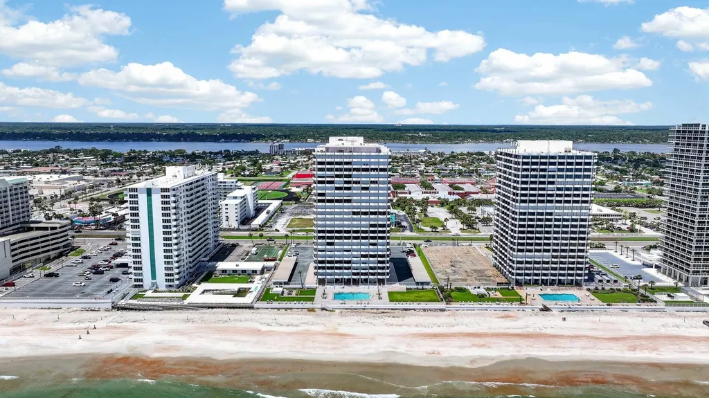 2828 N Atlantic Avenue Daytona Beach FL 32118
