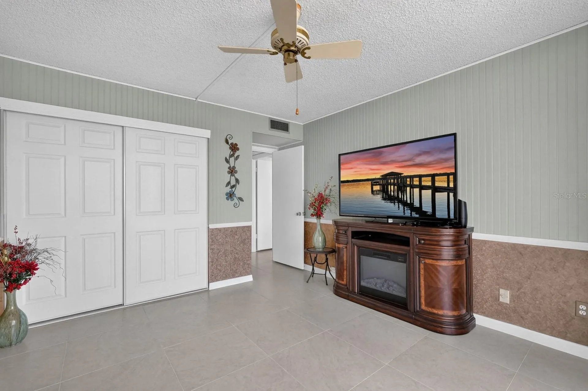 2828 N Atlantic Avenue Daytona Beach FL 32118