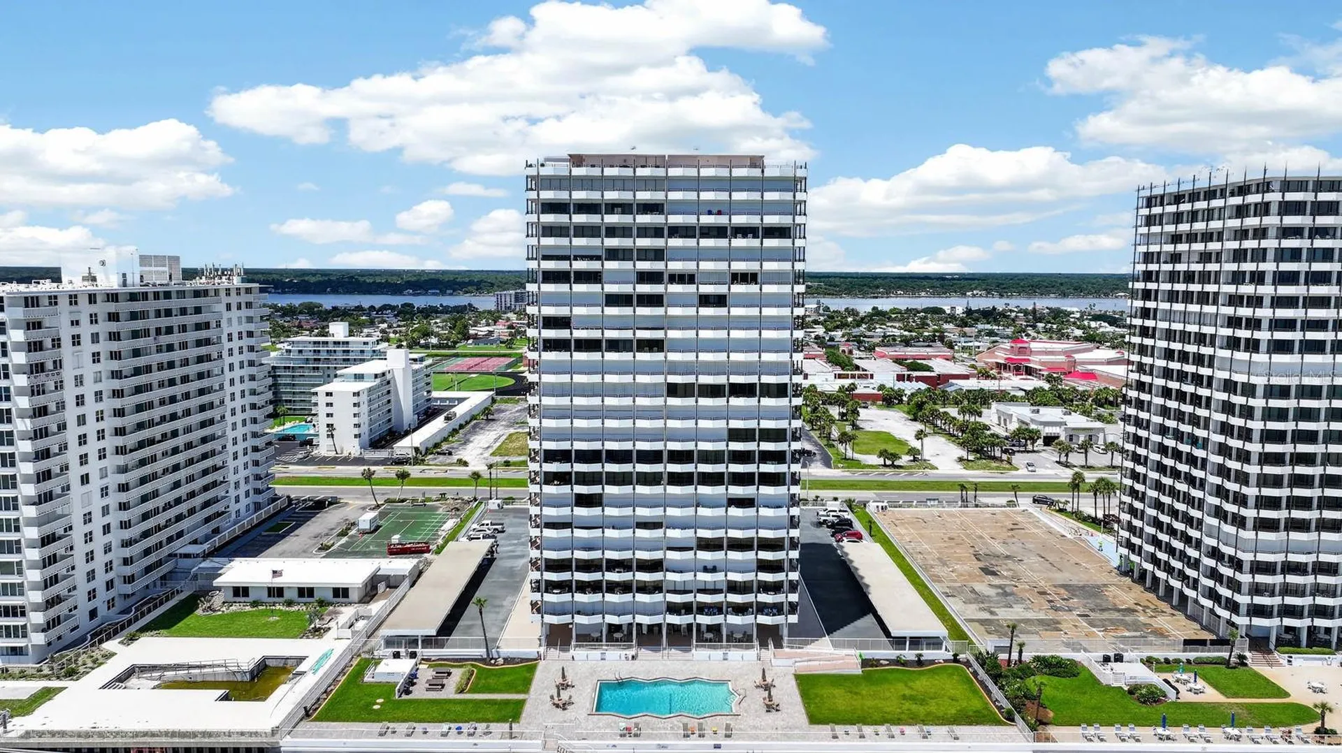2828 N Atlantic Avenue Daytona Beach FL 32118