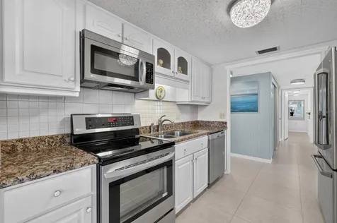 2828 N Atlantic Avenue Daytona Beach FL 32118