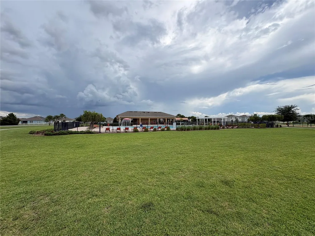 1116 Fox Path Road Davenport FL 33837