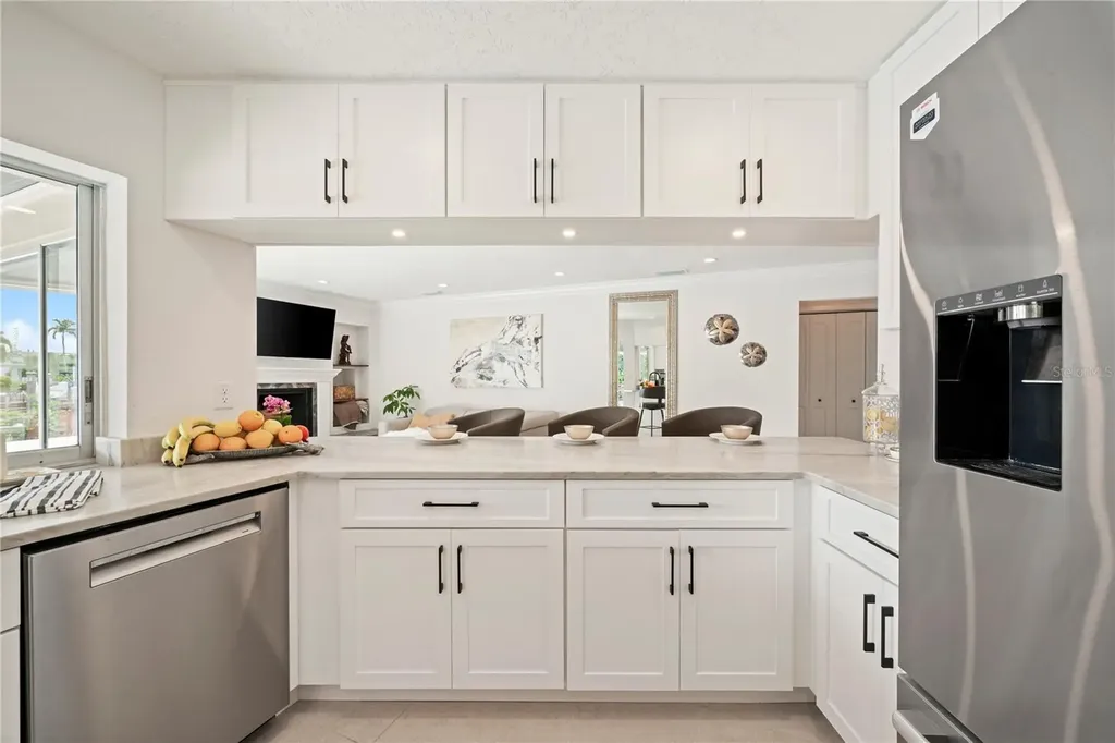 1924 Michigan Avenue NE St Petersburg FL 33703