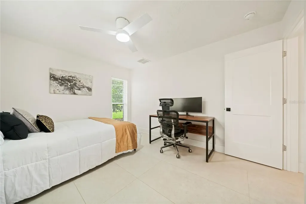 1924 Michigan Avenue NE St Petersburg FL 33703