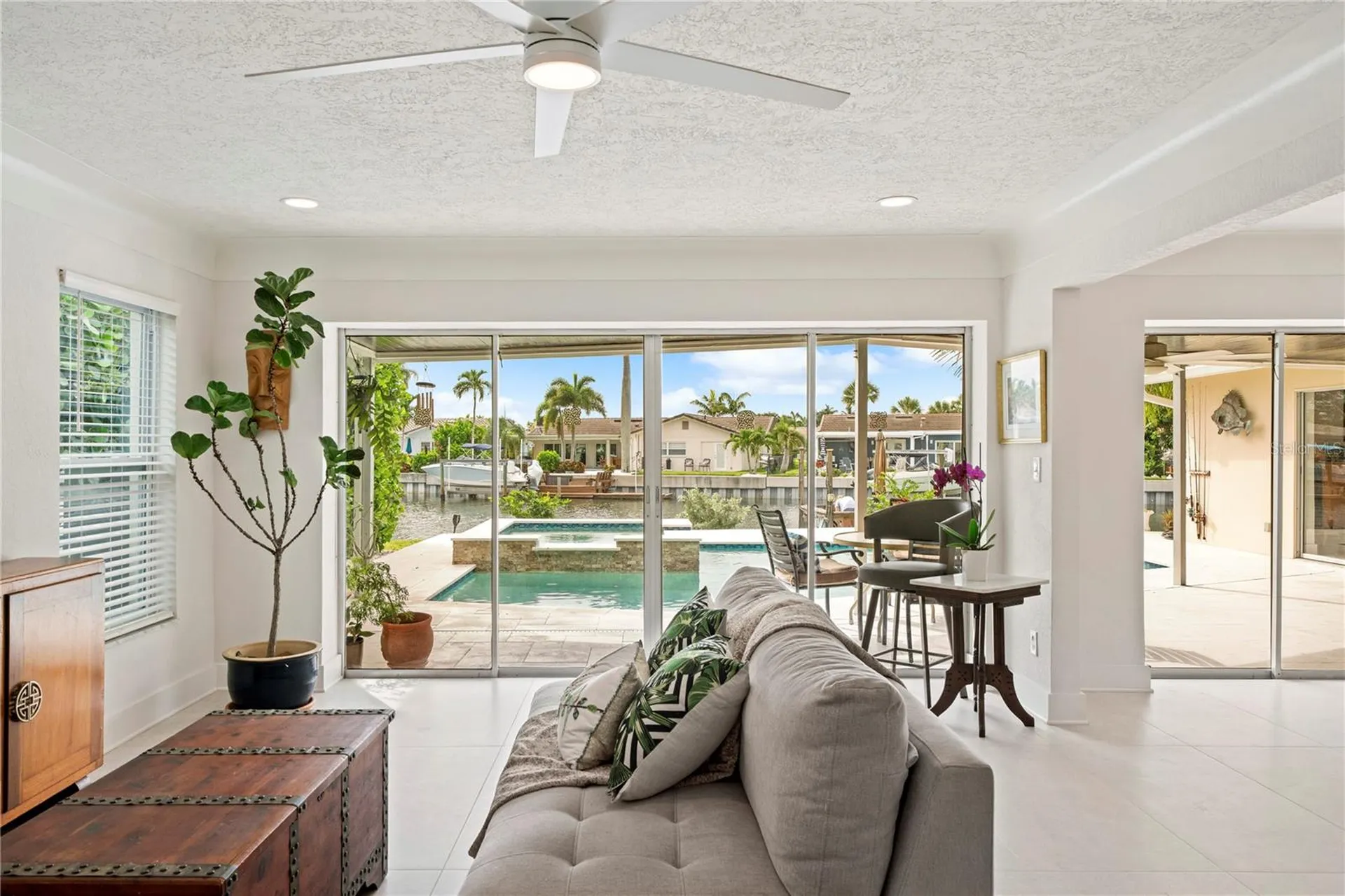 1924 Michigan Avenue NE St Petersburg FL 33703
