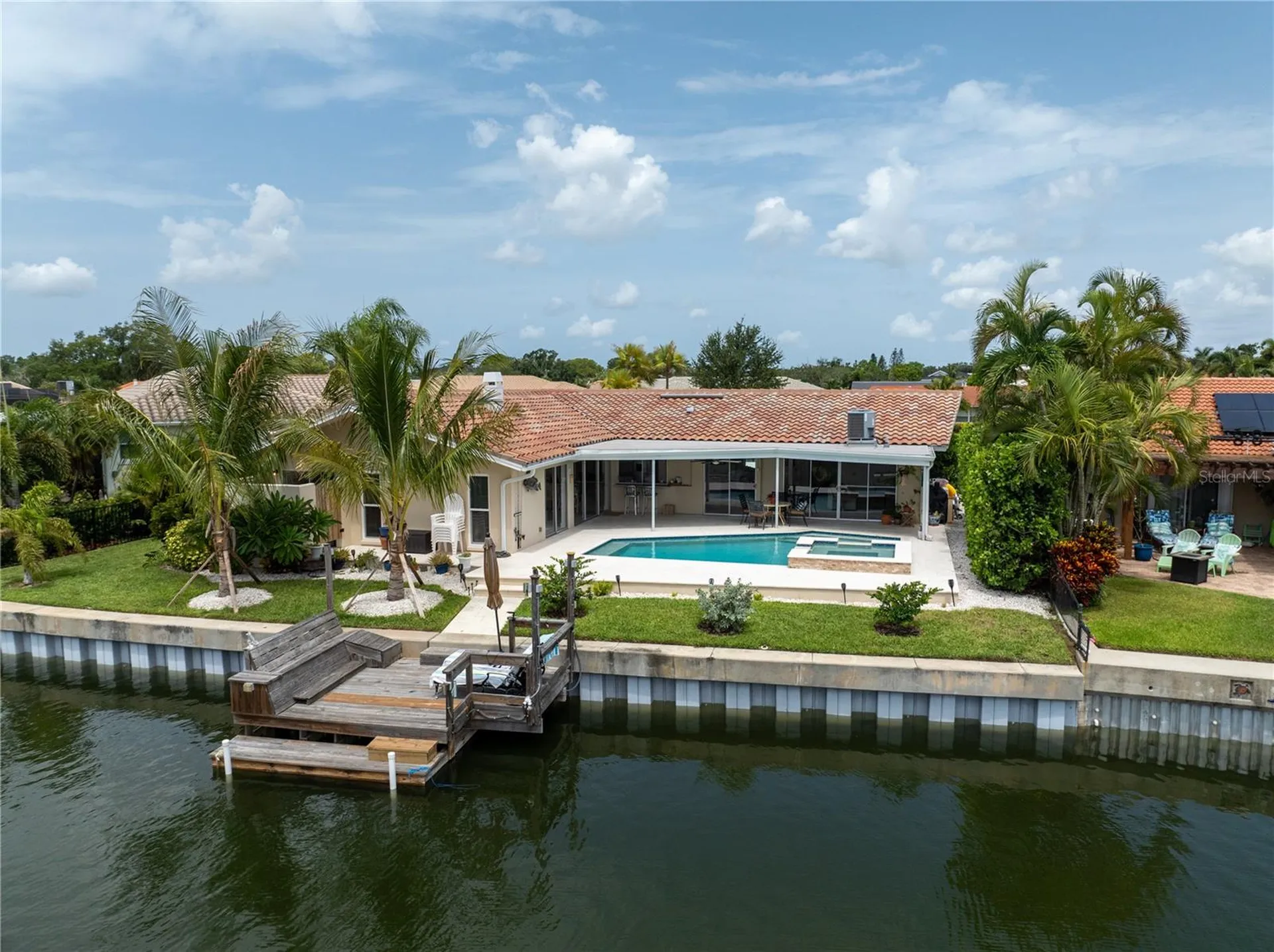 1924 Michigan Avenue NE St Petersburg FL 33703