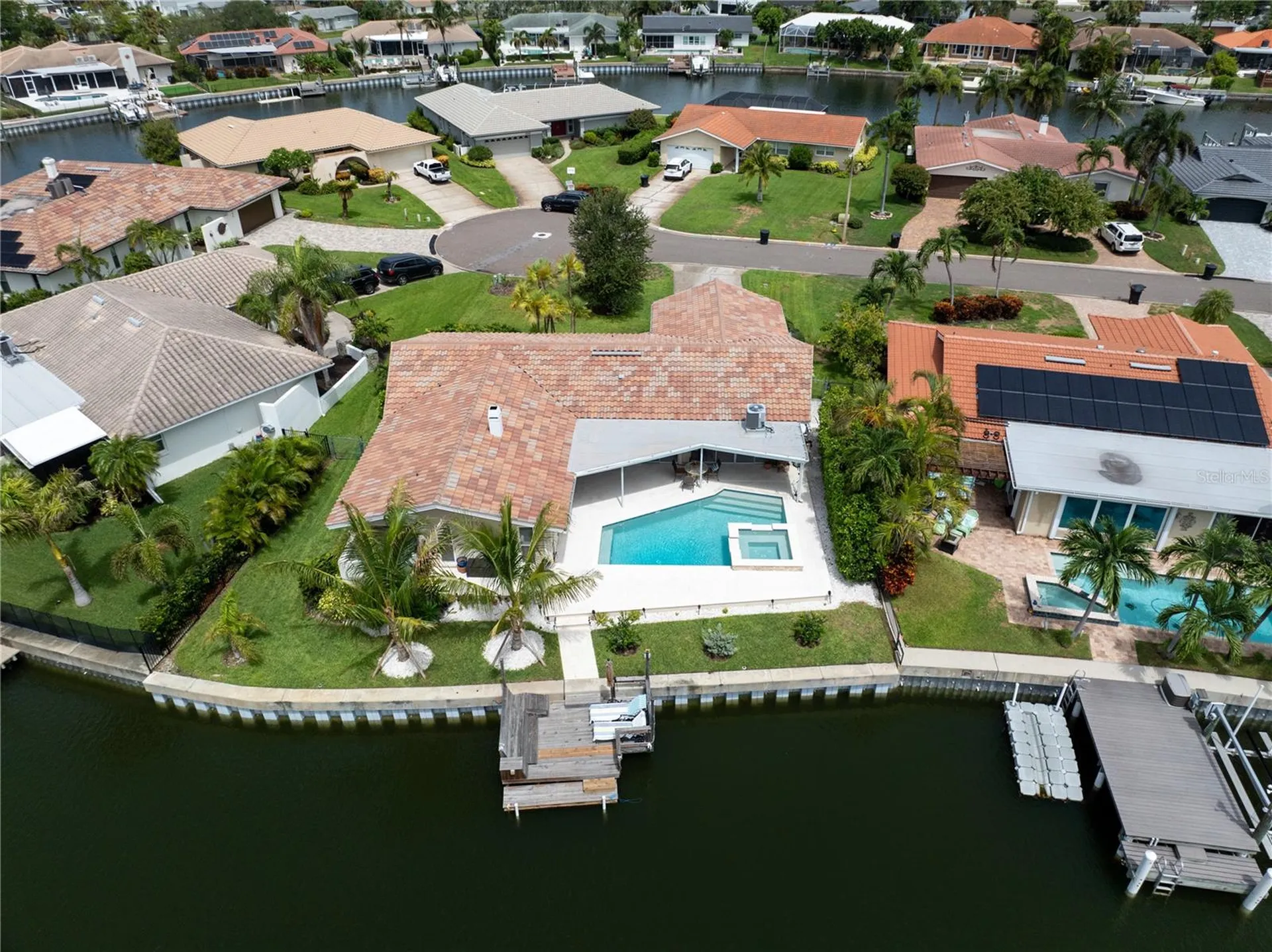 1924 Michigan Avenue NE St Petersburg FL 33703