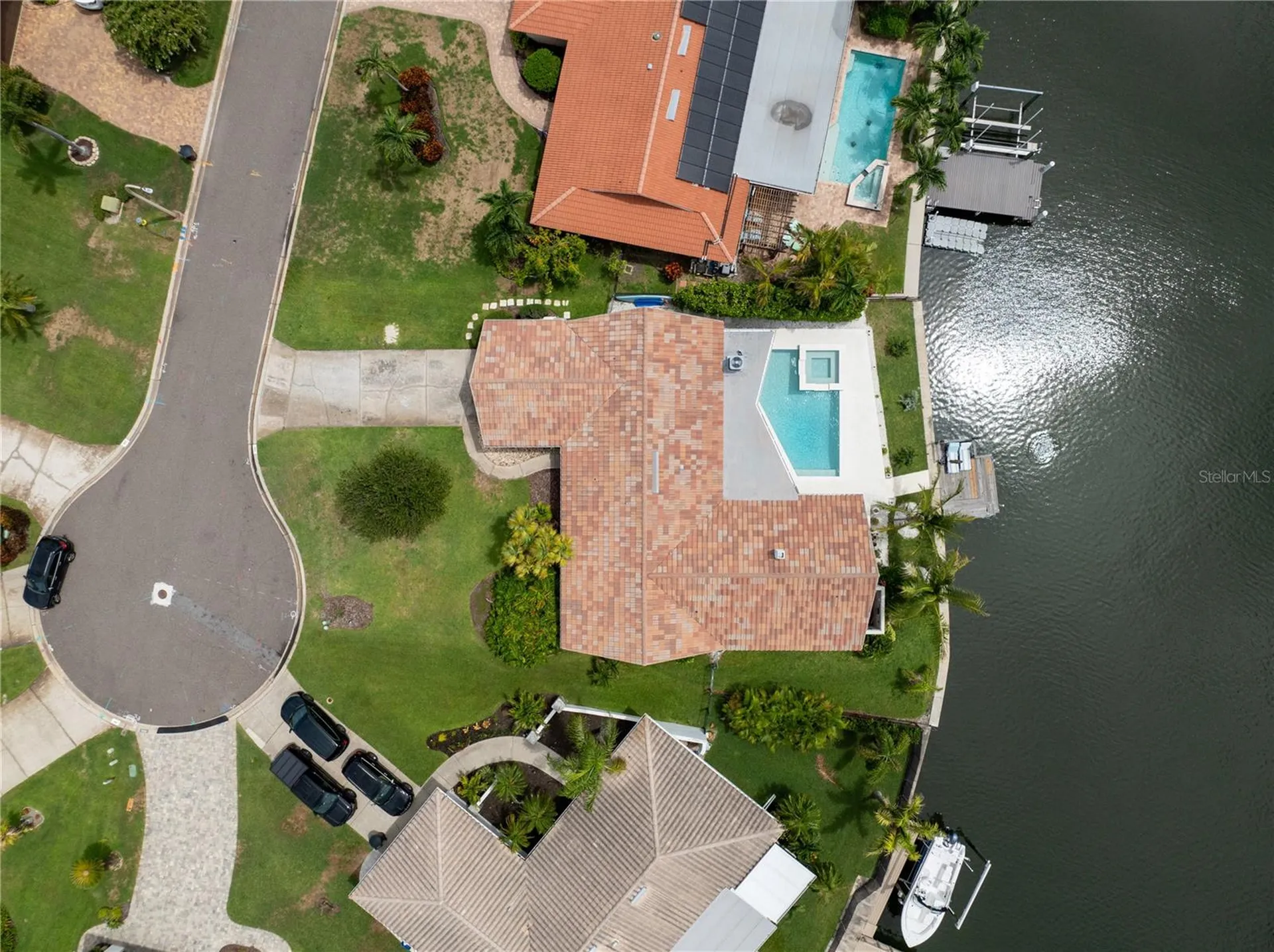 1924 Michigan Avenue NE St Petersburg FL 33703