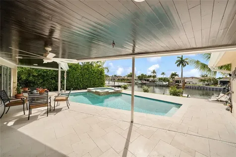 1924 Michigan Avenue NE St Petersburg FL 33703