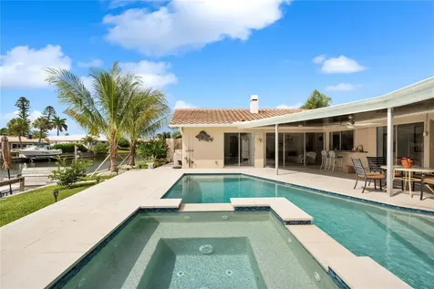 1924 Michigan Avenue NE St Petersburg FL 33703