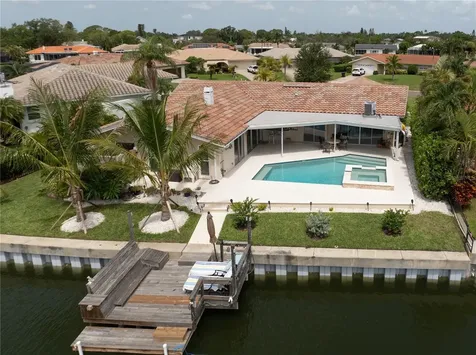 1924 Michigan Avenue NE St Petersburg FL 33703
