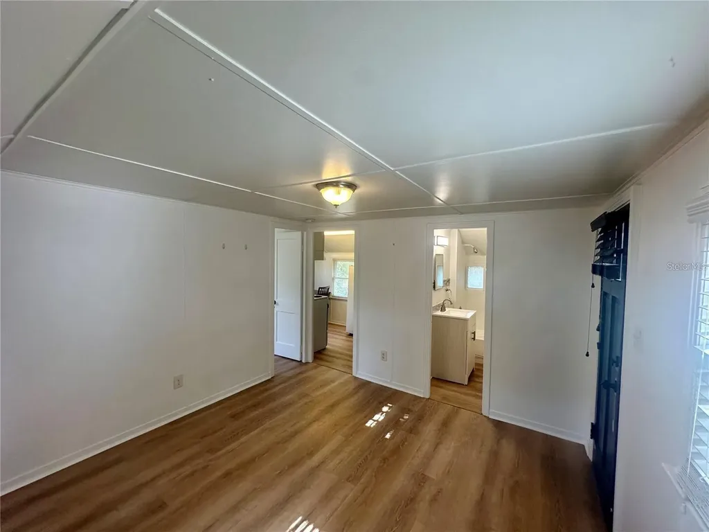 15 1/2 4th Street N Lake Wales FL 33853