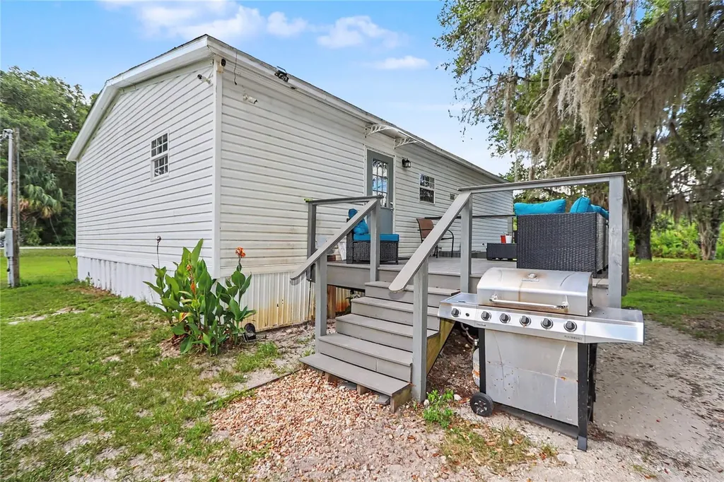 5435 NE 153rd Place Road Citra FL 32113