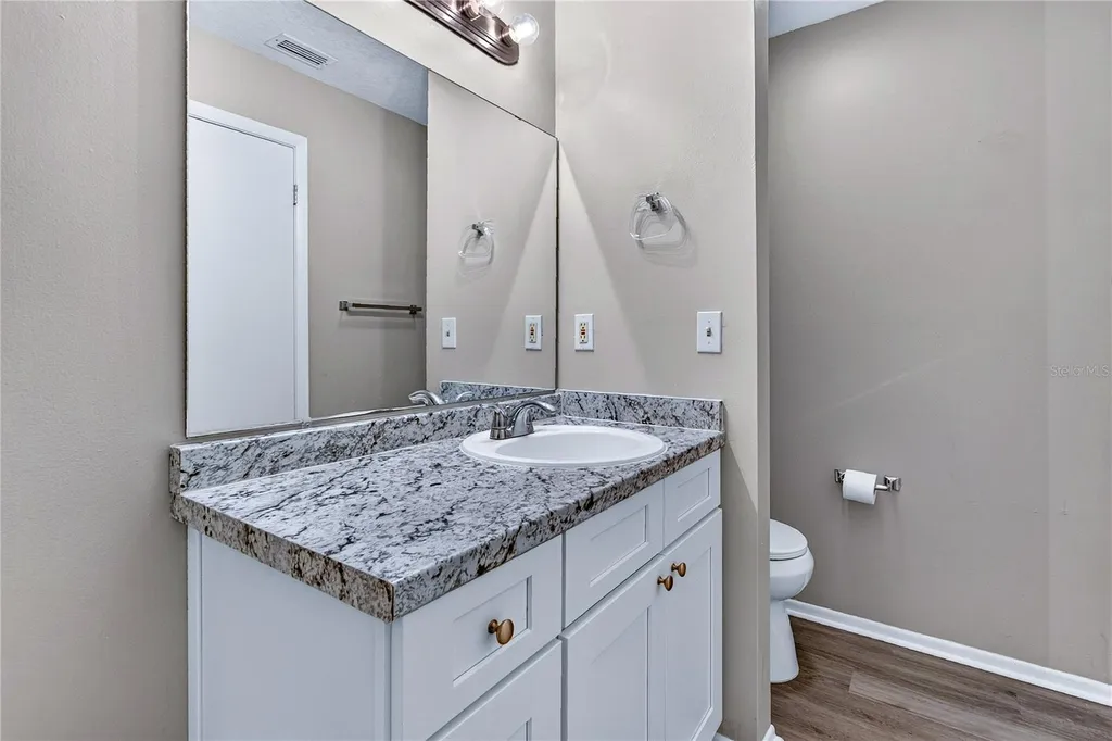 2561 Grassy Point Drive Lake Mary FL 32746