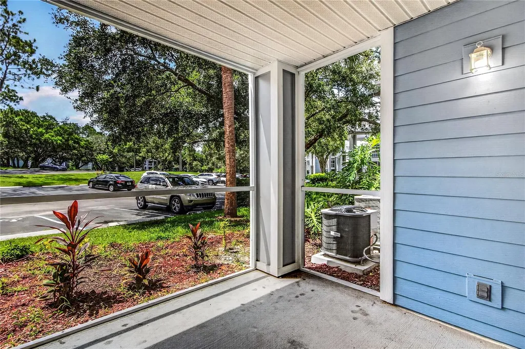 2561 Grassy Point Drive Lake Mary FL 32746