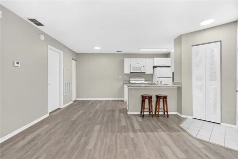 2561 Grassy Point Drive Lake Mary FL 32746