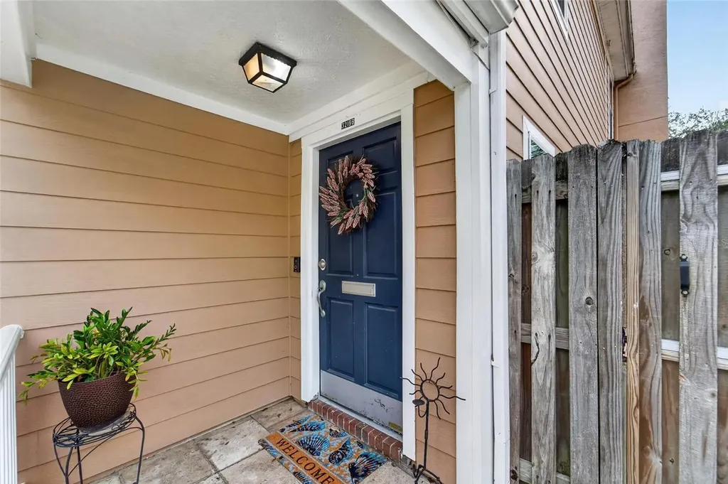 3219 W Santiago Street Tampa FL 33629