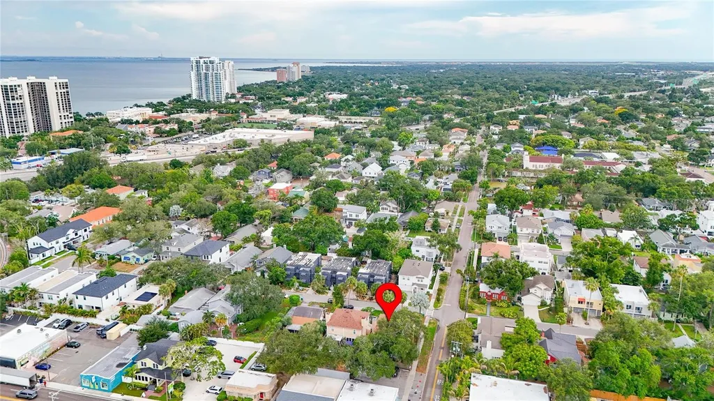 3219 W Santiago Street Tampa FL 33629