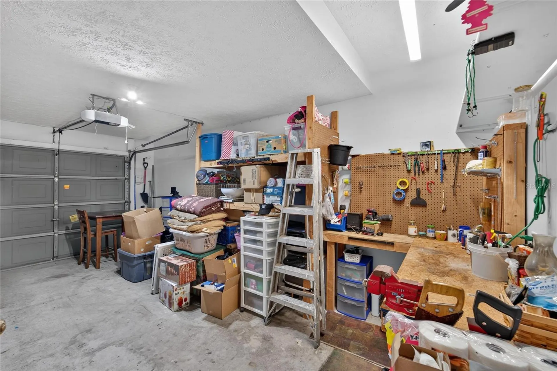 3219 W Santiago Street Tampa FL 33629