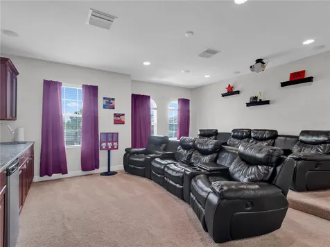 32430 Silvercreek Way Wesley Chapel FL 33545