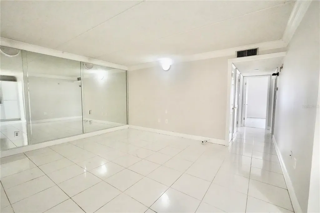 4718 Christa Court Tampa FL 33614