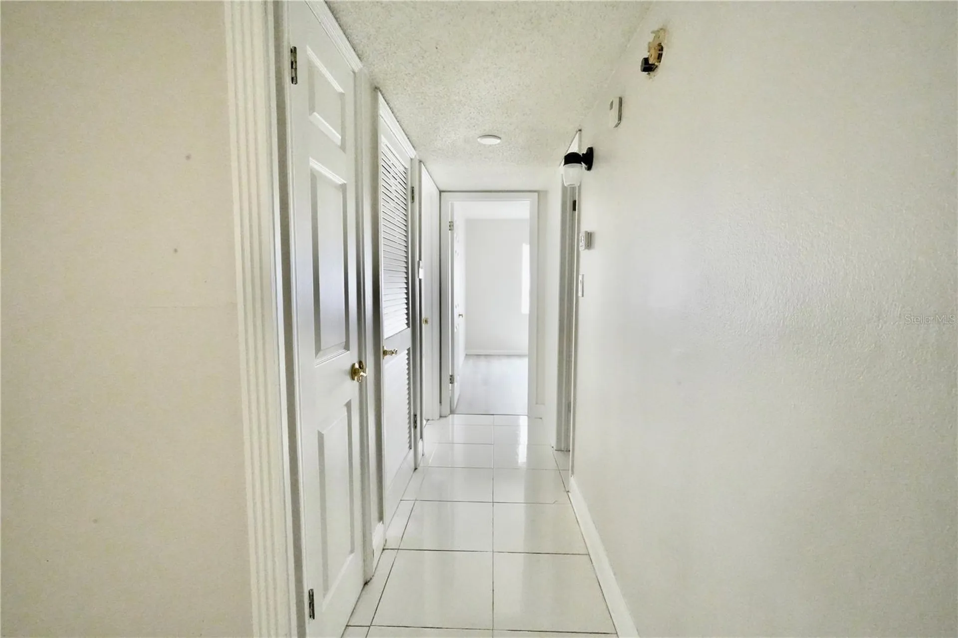 4718 Christa Court Tampa FL 33614