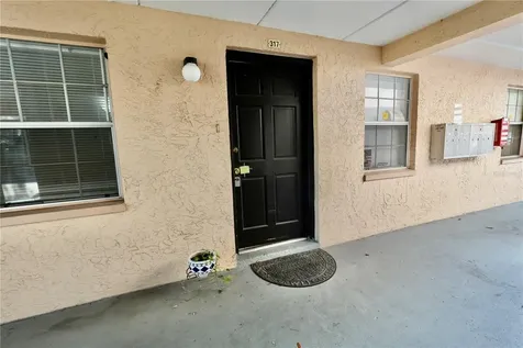 4718 Christa Court Tampa FL 33614