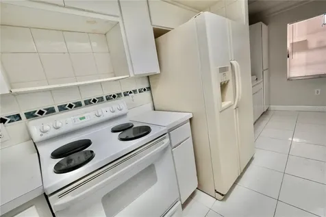 4718 Christa Court Tampa FL 33614
