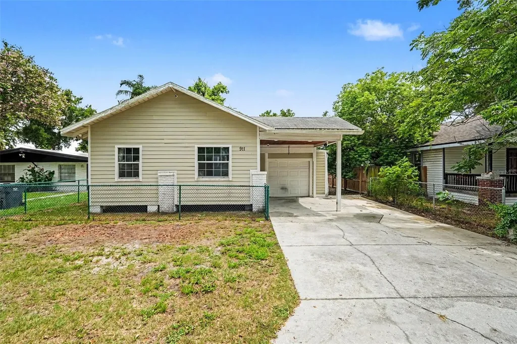 911 E 123rd Avenue Tampa FL 33612