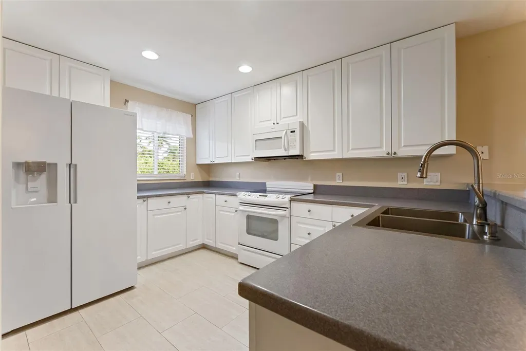 1127 SW 29th Street Cape Coral FL 33914
