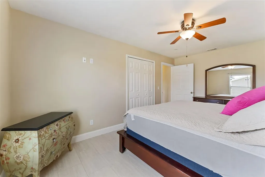1127 SW 29th Street Cape Coral FL 33914