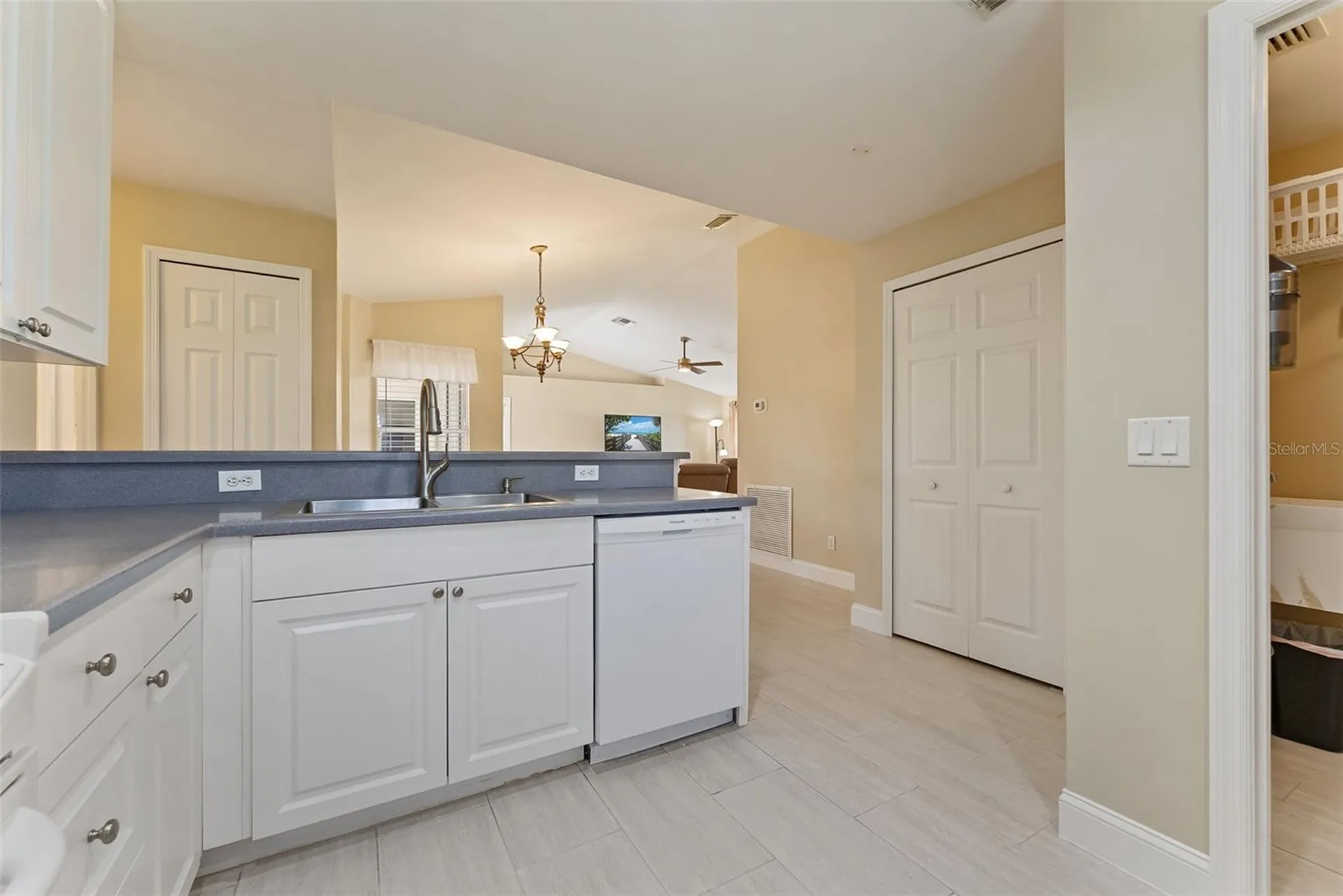 1127 SW 29th Street Cape Coral FL 33914