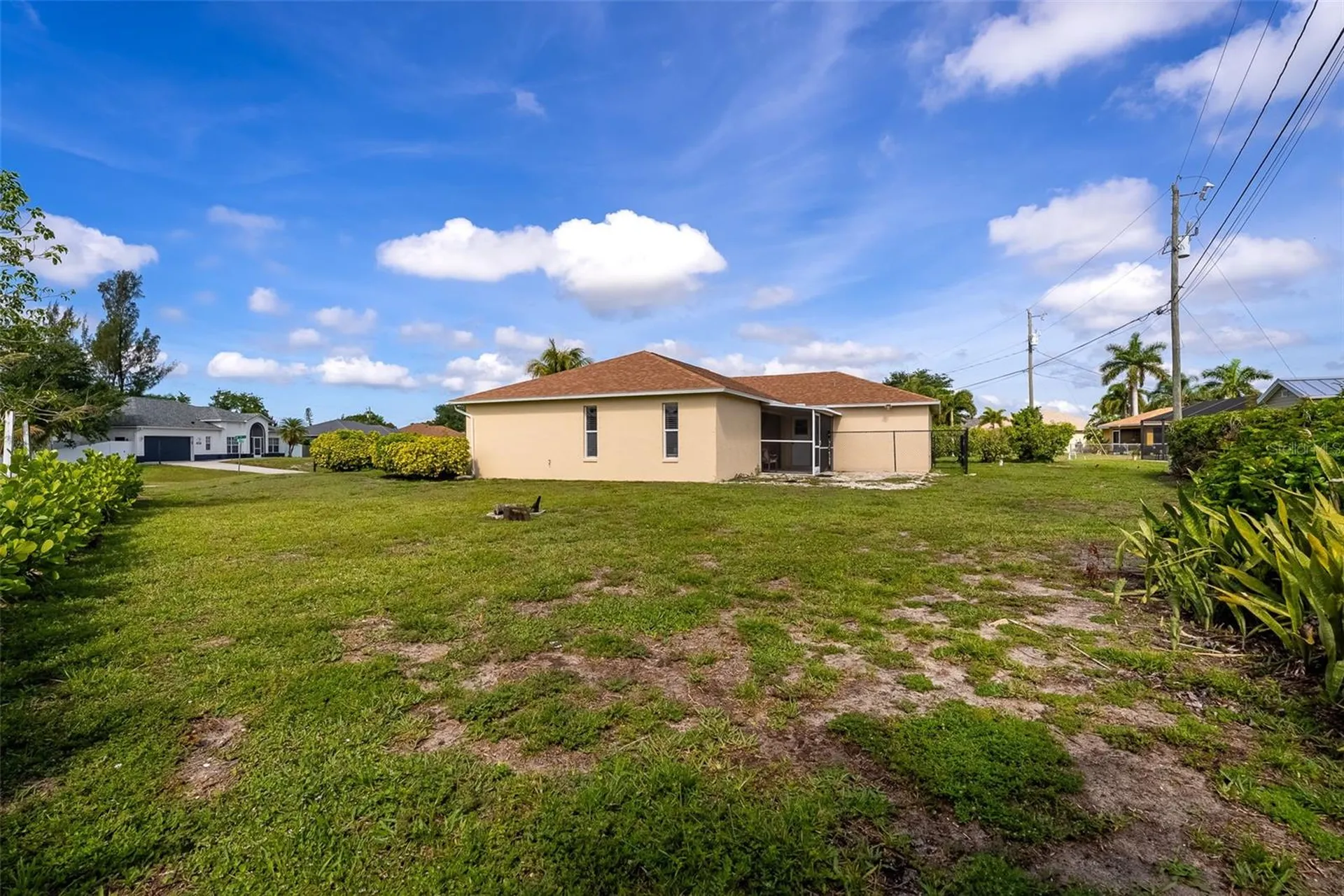 1127 SW 29th Street Cape Coral FL 33914