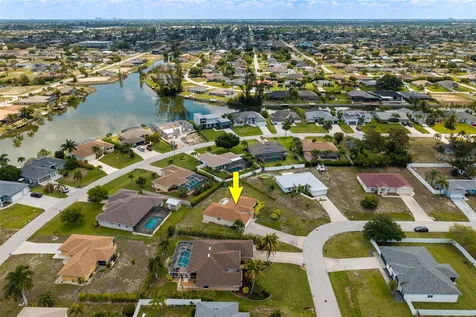 1127 SW 29th Street Cape Coral FL 33914