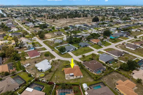 1127 SW 29th Street Cape Coral FL 33914
