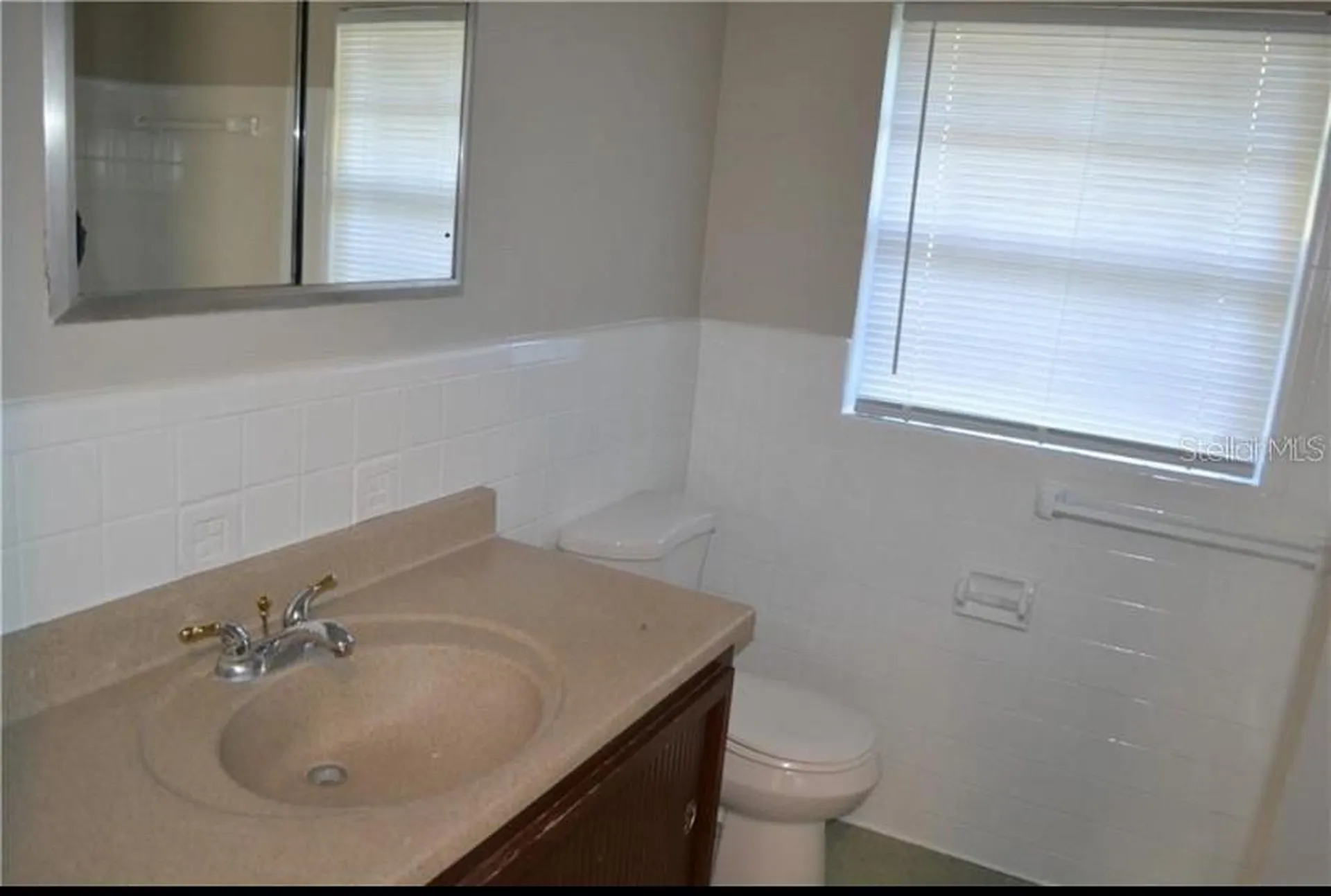 609 S Montgomery Avenue Deland FL 32720
