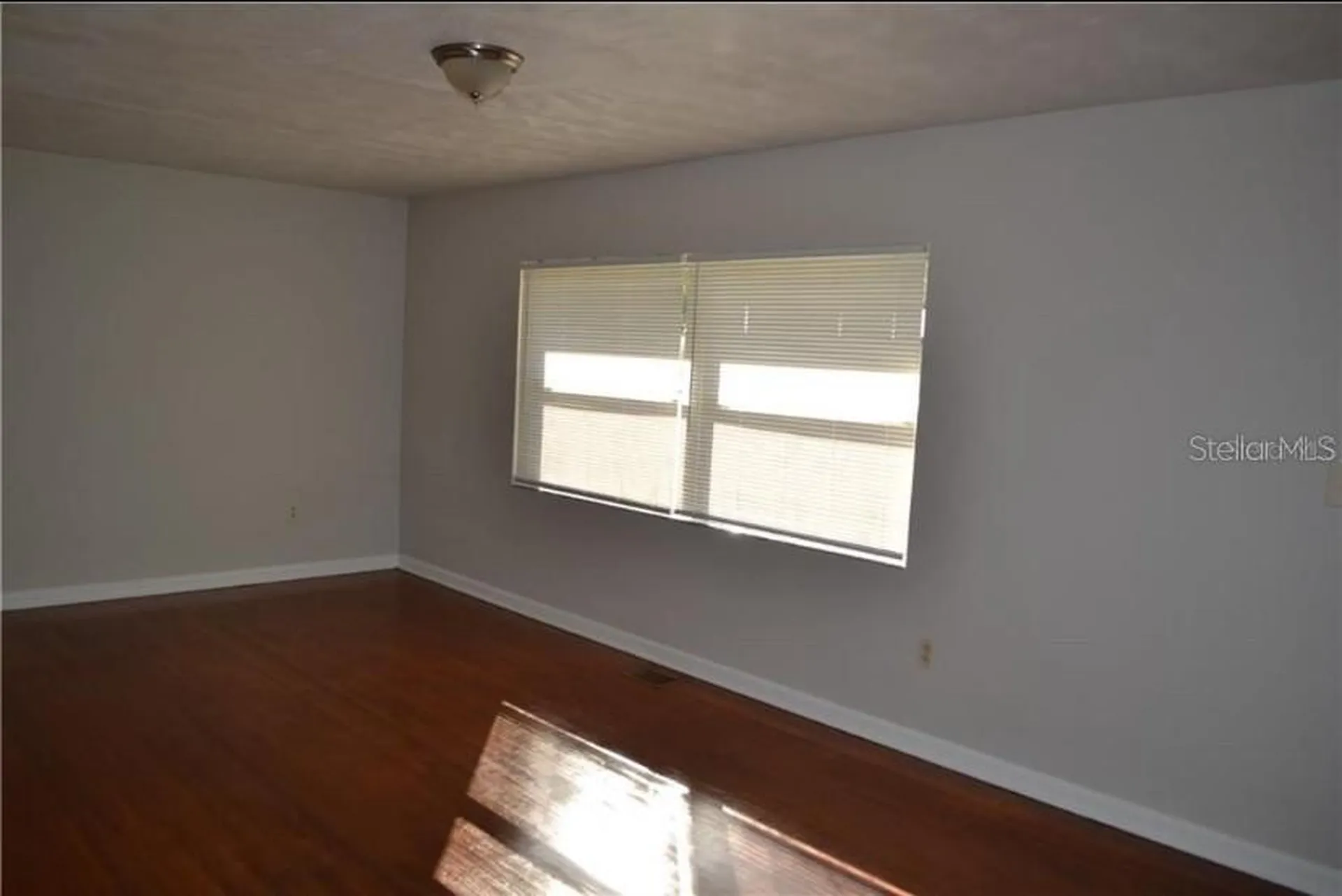 609 S Montgomery Avenue Deland FL 32720
