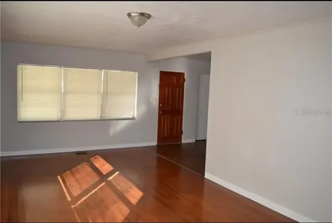 609 S Montgomery Avenue Deland FL 32720