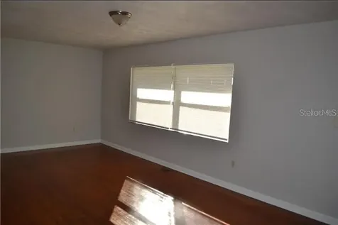 609 S Montgomery Avenue Deland FL 32720