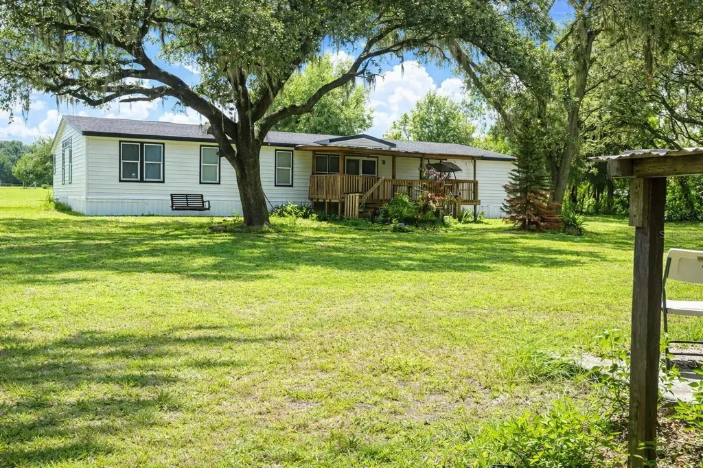 10121 Evanston Lane Wesley Chapel FL 33545