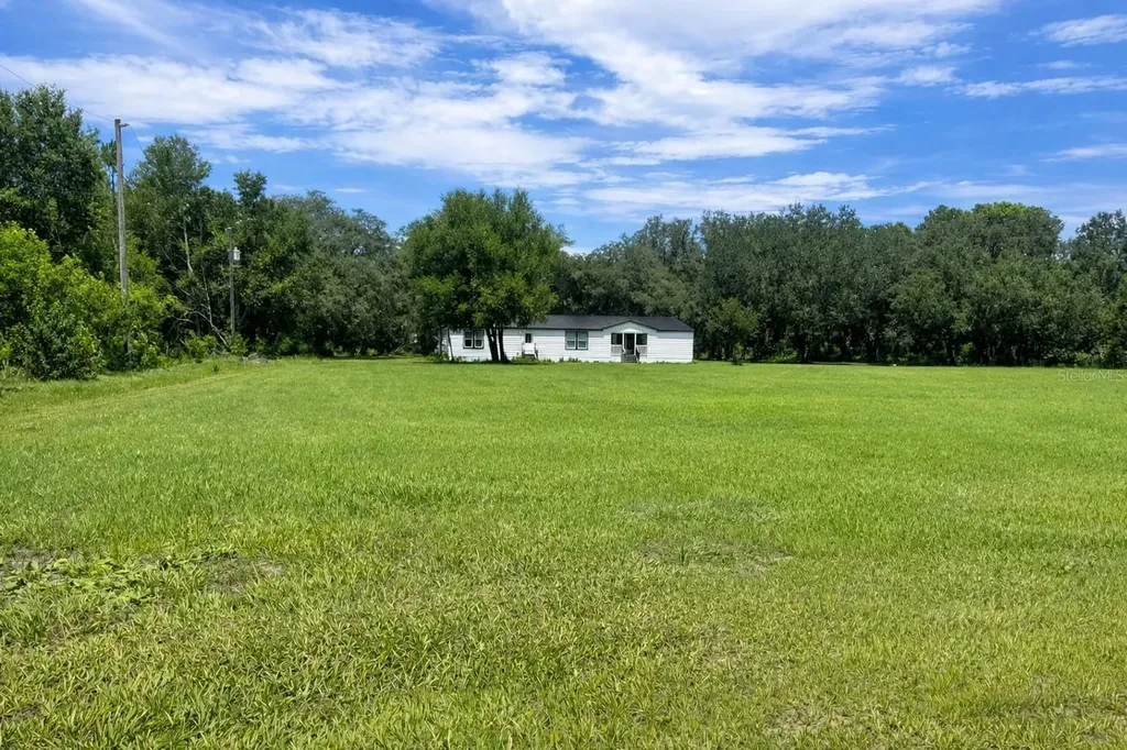 10121 Evanston Lane Wesley Chapel FL 33545
