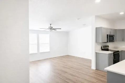 10121 Evanston Lane Wesley Chapel FL 33545